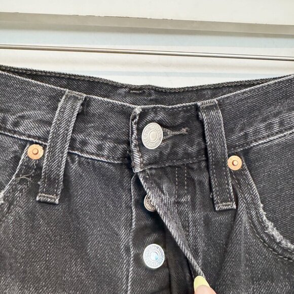 Levi’s 501 Button Fly High Rise Dark Wash Distressed Jean Shorts Black Size 26 - Picture 6 of 11